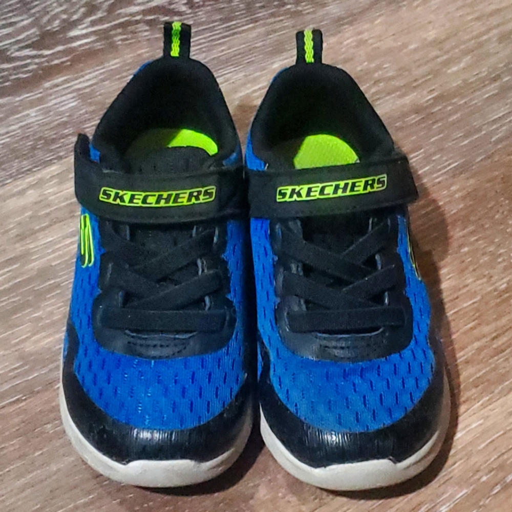 Toddler sz 10 sketchers x 2 pairs
